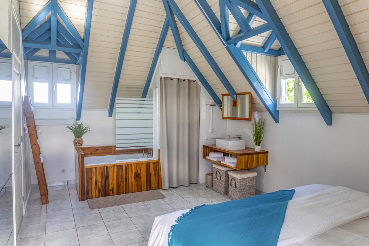 29.Location villa piscine Sainte Anne Gudaeloupe_Chb Etage 4